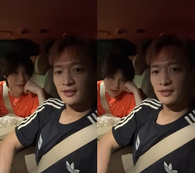 그룹 샤이니의 태민(왼쪽)이 라이브 방송에서 7월 일본 대지진설 관련 경솔한 발언으로 논란이 됐다. 샤이니 민호 인스타그램 라이브 방송 화면