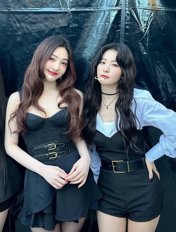 레드벨벳 공식 인스타그램 캡처.