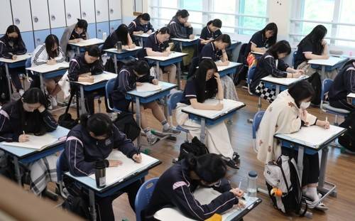 수능모의평가 [연합뉴스 자료사진]