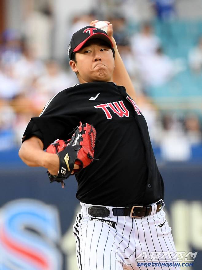 4일 대구 라이온즈파크에서 열린 삼성 라이온즈와 LG 트윈스의 경기. LG 송승기가 역투하고 있다. 대구=박재만 기자 pjm@sportschosun.com/2025.07.04/