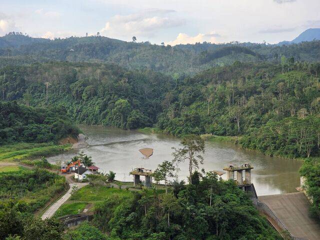 지난달 30일 전망대에서 바라본 인도네시아 한국중부발전 땅가무스 수력발전소 전경. / 공동취재단