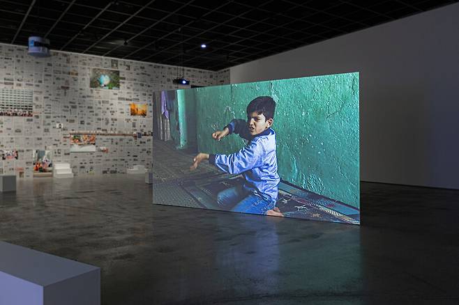 에르칸 오즈겐, 원더랜드, 2016, 단채널 비디오, 3분 54초. 전남도립미술관