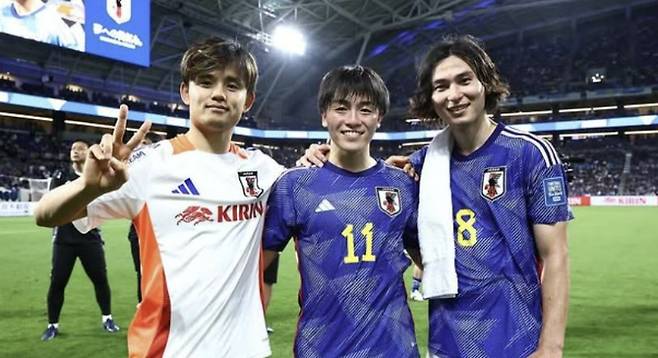 소마 유키(가운데). 사진=소마 유키 SNS