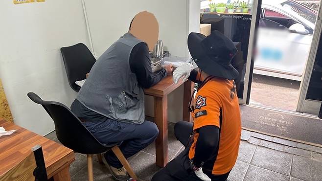 택배 상하차 작업을 하다 열탈진 증세를 보인 50대 남성