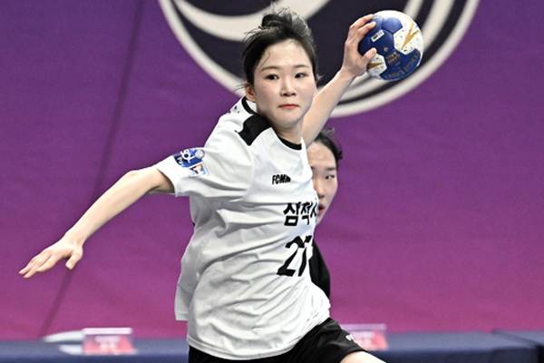 사진 삼척시청 전지연, 사진 제공=한국핸드볼연맹