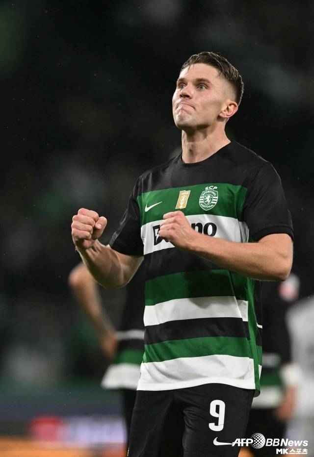 아스날은 확실한 최전방 공격수가 필요한 상황이다. 계속되는 2위 행진을 끝내고 프리미어리그 정상에 서기 위해선 확실한 득점원이 절실하다. 그 주인공이 바로 요케레스다. 사진=AFPBBNews=News1