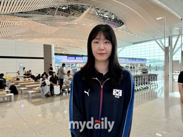 한국 여자배구대표팀의 미들블로커 정호영./마이데일리