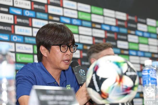 [용인=뉴시스]신상우 여자축구대표팀 감독. (사진=대한축구협회 제공)