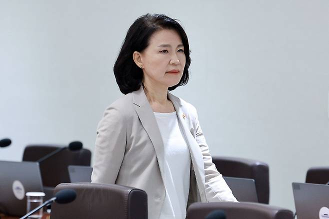 이진숙 방송통신위원장이 8일 용산 대통령실에서 열린 국무회의에 참석하고 있다. 연합뉴스
