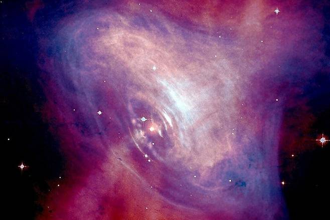 초당 30.2회 자전하는 ‘밀리세컨드 펄서’인 게 성운 펄서. Credit: NASA