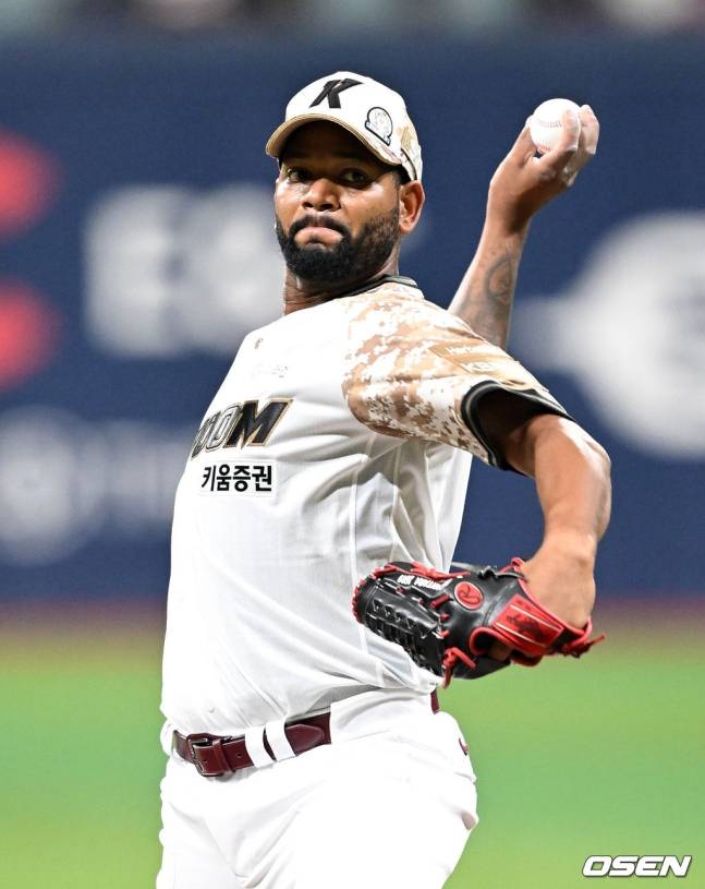 선발진을 이끌고 있는 라울 알칸타라.