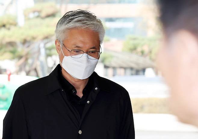 이태원 참사 증거인멸교사와 공용전자기록 등 손상 교사 혐의로 기소된 박성민 전 서울경찰청 공공안녕정보외사부장이 4일 서울 마포구 서울서부지방법원에서 열린 8차 공판에 출석하고 있다. (사진=뉴시스)