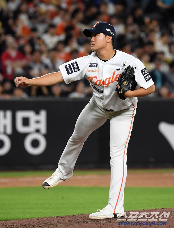 10일 대전 한화생명볼파크에서 열린 한화 이글스와 두산 베어스의 경기. 한화 정우주가 역투하고 있다. 대전=박재만 기자 pjm@sportschosun.com/2025.06.10/