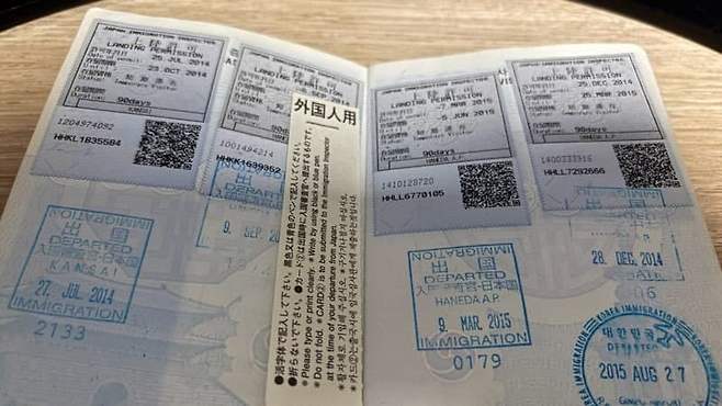 0490f719b48a61f220b5c6b236ef203ec7cf355bbfdb9006