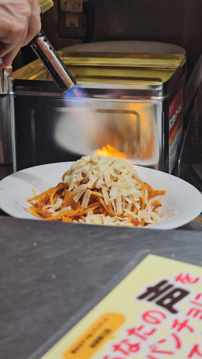 <도쿄맛집> 나폴리탄 맛집 880엔의 푸짐한 양 ㄷㄷㄷ.jpg