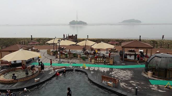 강화 석모도 미네랄 스파 노천탕. 강화군 제공