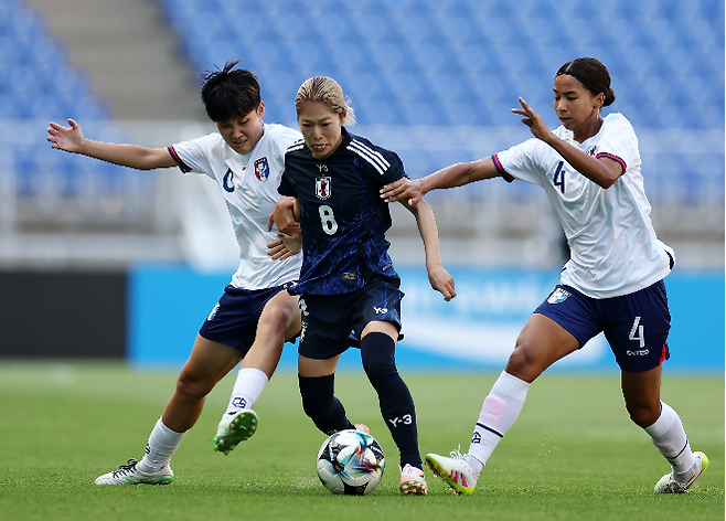 견제 받는 나루미야. 사진=연합뉴스