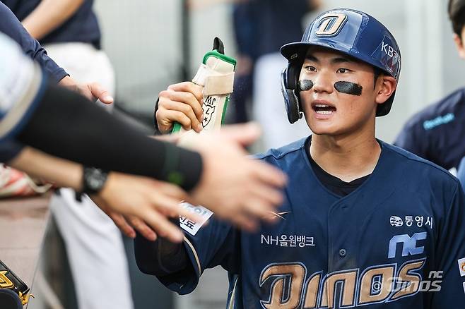 NC 김주원은 올해 전반기가 끝나기 전 20도루에 성공하며 빼어난 주루를 과시하고 있다. 그는 후반기 페이스를 높여 구단 역대 2번째 도루왕을 노려본다. 사진제공|NC 다이노스