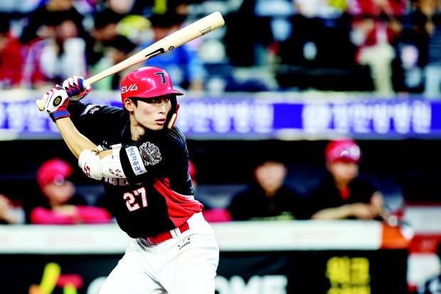 최형우가 부상으로 올스타전 명단에서 빠지면서 뜨거운 타격을 선보이고 있는 KIA 김호령이 감독 추천 선수로 첫 올스타 무대에 오른다. <KIA 타이거즈 제공>