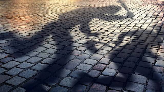 지속되는 악몽은 정신적·신체적 질환이 원인일 수 있다｜출처: 클립아트코리아