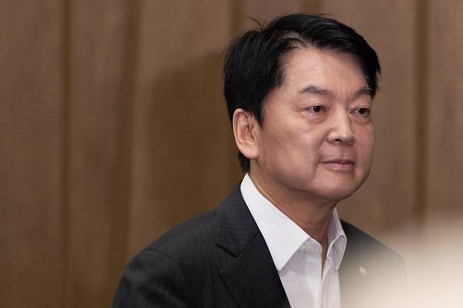 안철수 국민의힘 의원은 7일 서울 여의도 국회 소통관에서 기자회견을 열고 혁신위원장 사퇴 및 전당대회 출마를 선언했다. /뉴스1