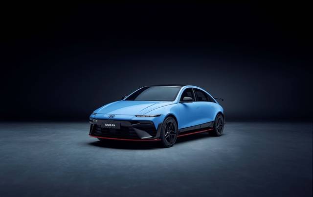 현대차 고성능 브랜드 N이 10일 영국 최대 자동차 축제인 ‘2025 굿우드 페스티벌 오브 스피드’에서 아이오닉 6 N을 전 세계에 처음 공개했다. 현대차 제공