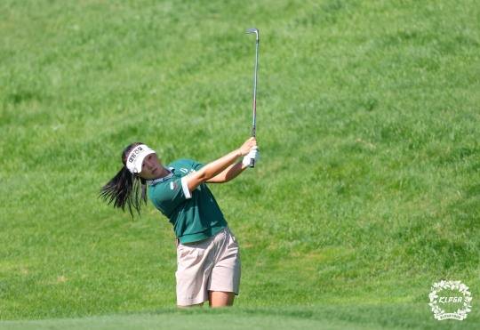 이정은의 아이언샷. 사진[연합뉴스]