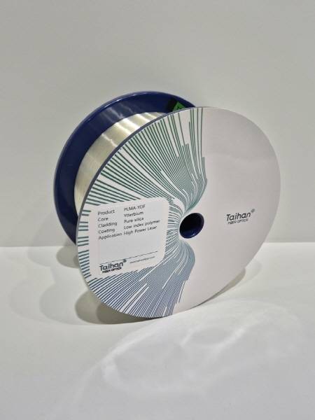 < 레이저 광섬유 / 출처 : 대한광통신 >