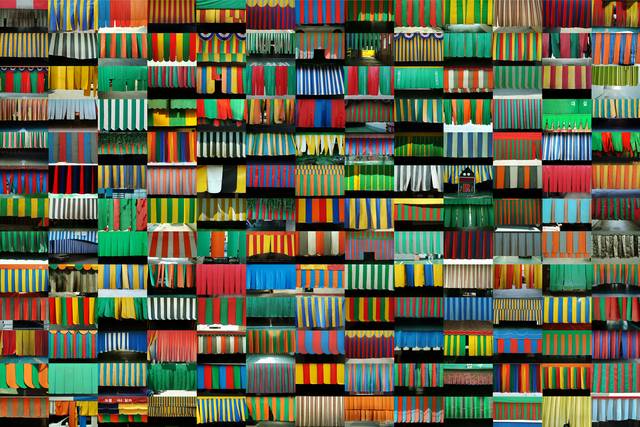 장용근, ‘가리개-도시채집 시리즈’, 2004, 100×150cm, 디지털 아카이벌 피그먼트 프린트, 서울시립미술관 소장