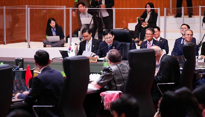 [쿠알라룸푸르=뉴시스]박윤주 외교부 제1차관은 10일 말레이시아 쿠알라룸푸르에서 개최된 제28차 한-아세안 외교장관회의에 공동의장 자격으로 참석했다. (사진=외교부 제공) 2025.07.10 *재판매 및 DB 금지
