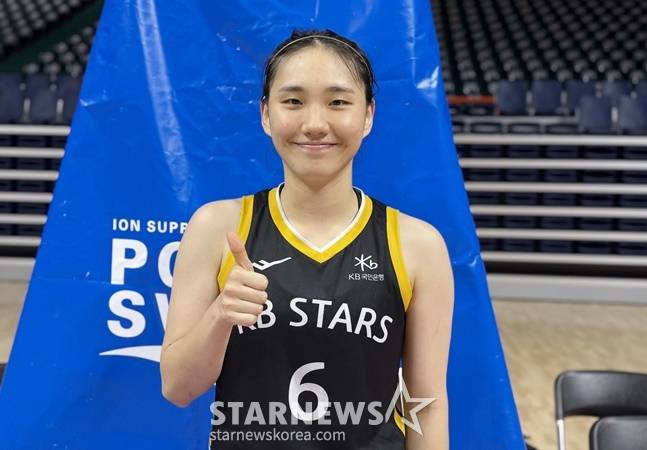 KB스타즈 이윤미가 스타뉴스와 인터뷰를 하고 있다. /사진=양정웅 기자