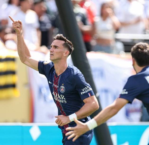 파비안 루이스가 10일 미국 뉴저지주 이스트 러더퍼드의 메트라이프 스타디움에서 열린 PSG 대 레알 마드리드의 '2025 국제축구연맹(FIFA) 클럽 월드컵' 4강전에서 골 세리머니를 하고 있다. /사진=PSG 공식 SNS 갈무리