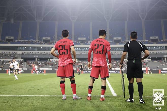 지난 7일 용인 미르스타디움에서 열린 한국과 중국의 2025 동아시아축구연맹(EAFF) E-1 챔피언십(동아시안컵) 남자부 1차전 경기 모습. 당시 관중수는 4426명이었다. /사진=대한축구협회 제공