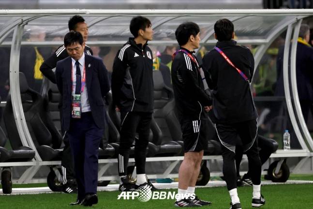 모리야스 하지메(왼쪽) 일본 축구대표팀 감독. /AFPBBNews=뉴스1