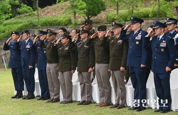 3일 오전 오산시 죽미령 평화공원에서 ‘제75주년 유엔군 초전기념 및 미 스미스부대 전몰장병 추도식’이 진행되고 있다. 2025.7.3 /최은성기자 ces7198@kyeongin.com