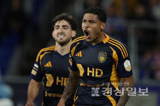 ▲ 지난 5월24일 울산 문수월드컵경기장에서 열린 프로축구 K리그1 김천상무 FC와의 경기. 울산 에릭이 득점 후 포효하고 있다. 울산HD FC 제공