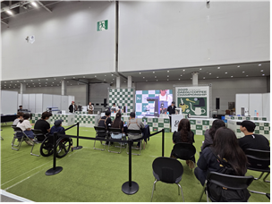 엑스코에서 13일까지 열리고 있는 2025 대구 카페쇼는 단순한 시음회가 아니다. 커피 머신 시연, 커핑 체험, 바리스타 챔피언십 등이 다채롭게[ 열려 관심도를 높였다. 2025 대구카페쇼에서 대구커피챔피언십 대회가 열리고 있다. 권예인 인턴