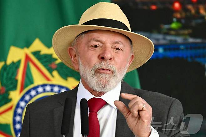 루이스 이나시우 룰라 다시우바 브라질 대통령이 2025년 1월 8일 민주주의 수호 행사에서 연설하고 있다. 2025.01.08 ⓒ AFP=뉴스1 ⓒ News1 김경민 기자