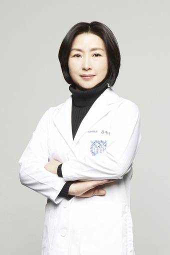 김현정 서울대학교 치의학대학원 교수 (서울대학교치과병원, 대한디지털헬스학회 이사장)