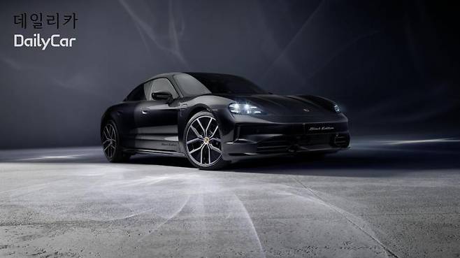 포르쉐, 타이칸 4S 블랙 에디션