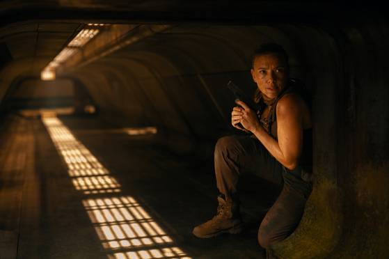 스칼렛 요한슨이 주연한 영화 '쥬라기 월드:새로운 시작'. 사진 유니버설 픽쳐스