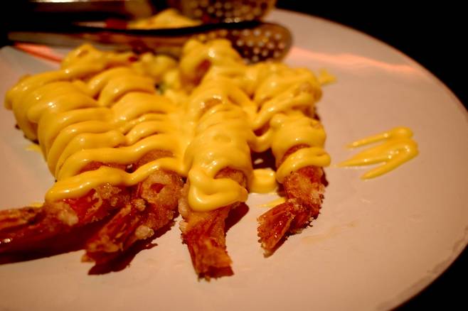 서울 강남구에 위치한 '시추안하우스 삼성점'의 망고새우. 사진=이준형 블루밍비트 기자