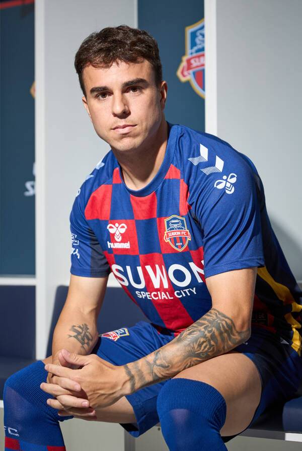 수원FC가 영입한 멀티 플레이메이커 안드리고.수원FC 제공