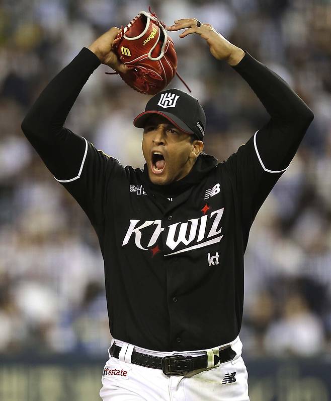 쿠에바스. 뉴시스