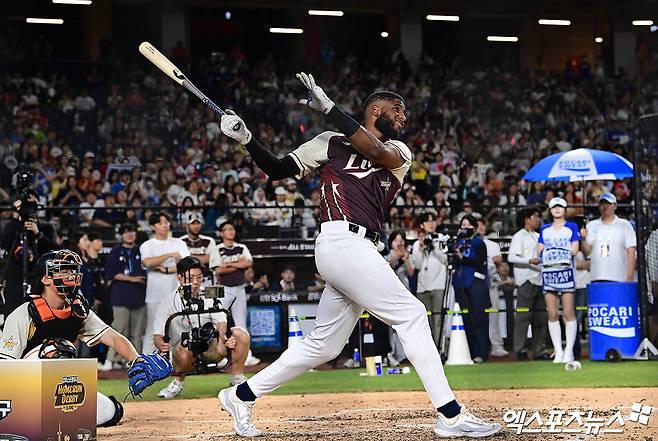 11일 오후 대전 한화생명 볼파크에서 열린 2025 신한 SOL Bank KBO 올스타전 홈런더비, 삼성 디아즈가 홈런을 치고 있다. 엑스포츠뉴스 대전, 박지영 기자