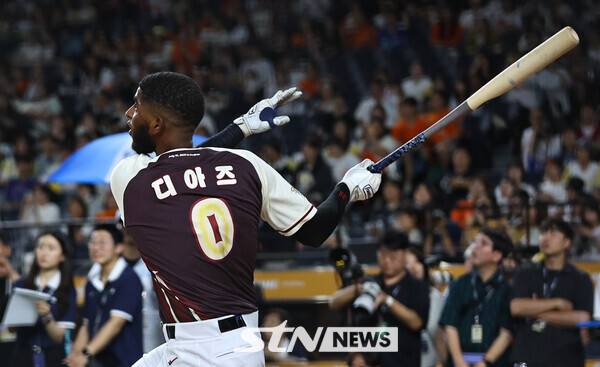 11일 대전 중구 대전한화생명볼파크에서 열린 2025 KBO리그 올스타 프라이데이 홈런더비 결승에서 삼성 디아즈가 타격하고 있다. /사진=뉴시스