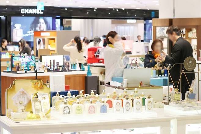 국내 백화점 모습. 사진은 기사 중 특정 표현과 관련 없음. 연합뉴스