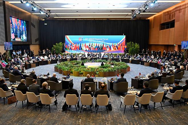 11일(현지 시각) 말레이시아 쿠알라룸푸르에서 열린 제32차 아세안지역안보포럼(ARF) 외교장관회의 전경. /신화 연합뉴스