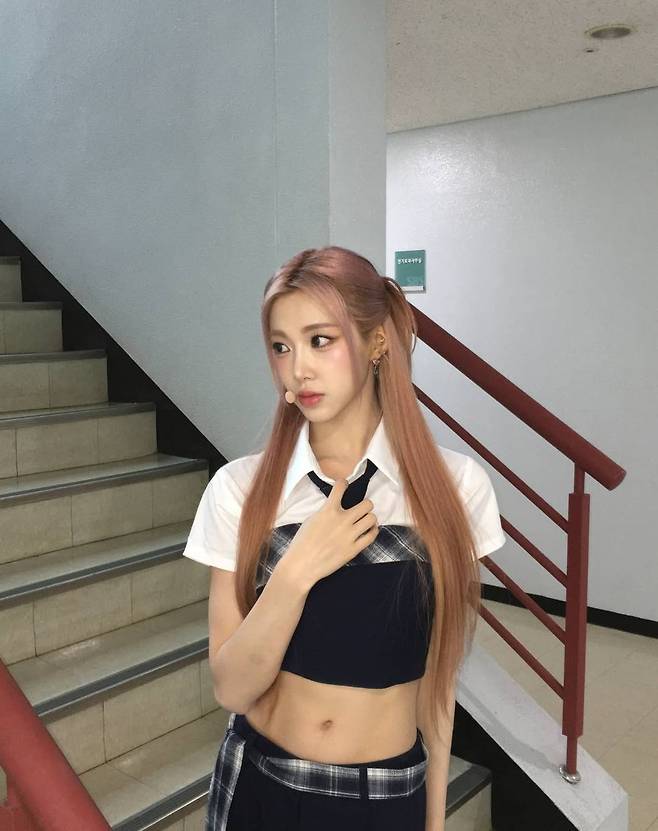 대만 국적인 트리플에스 니엔. 공식 인스타그램 캡처.