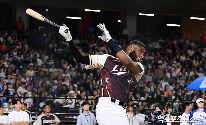 11일 오후 대전한화생명볼파크에서 열린 '2025 신한 SOL Bank KBO 올스타 프라이데이' 홈런 더비에 출전한 삼성 디아즈가 타격하고 있다. 대전, 박지영 기자